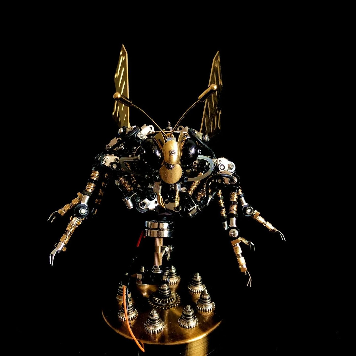 Estrelik™ | DIY 3D Mechanical Wasp Sculpture