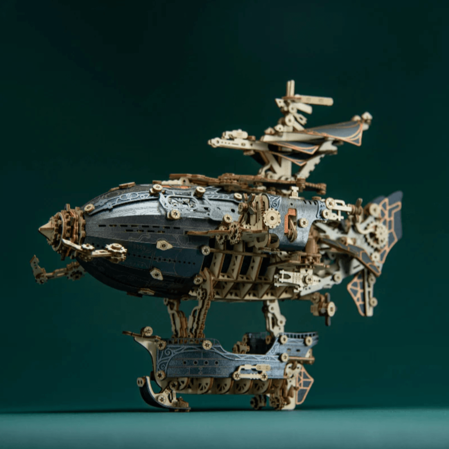 Estrelik™ | Steampunk Navigator Airship 3D Wooden Puzzle Kit