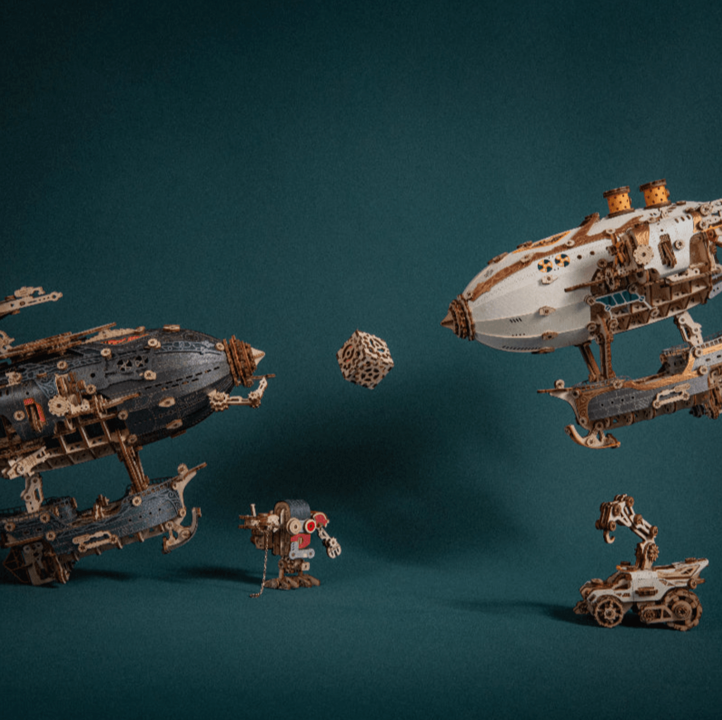 Estrelik™ | Steampunk Navigator Airship 3D Wooden Puzzle Kit