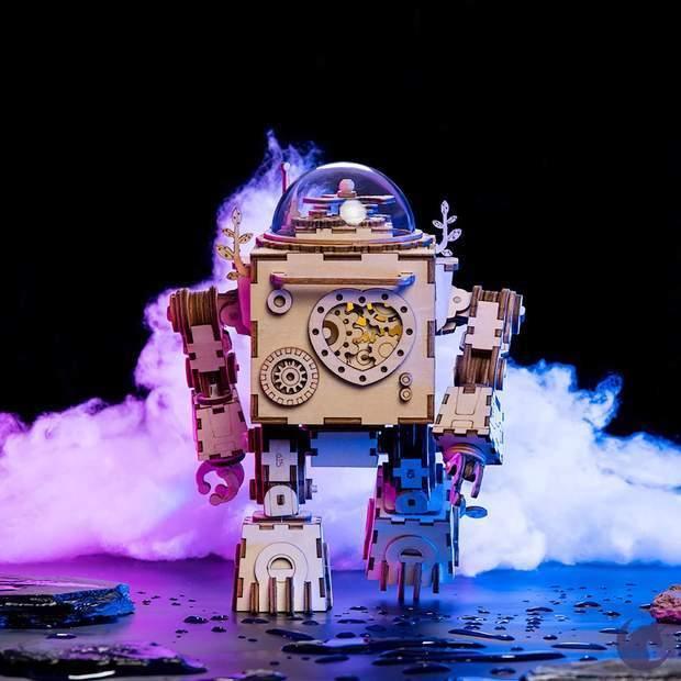 Estrelik™ | Orpheus Illuminator - Steampunk Music Box with Light