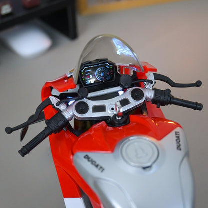 Estrelik | Alloy 1/6 Ducati Corse Panigale V4R Model