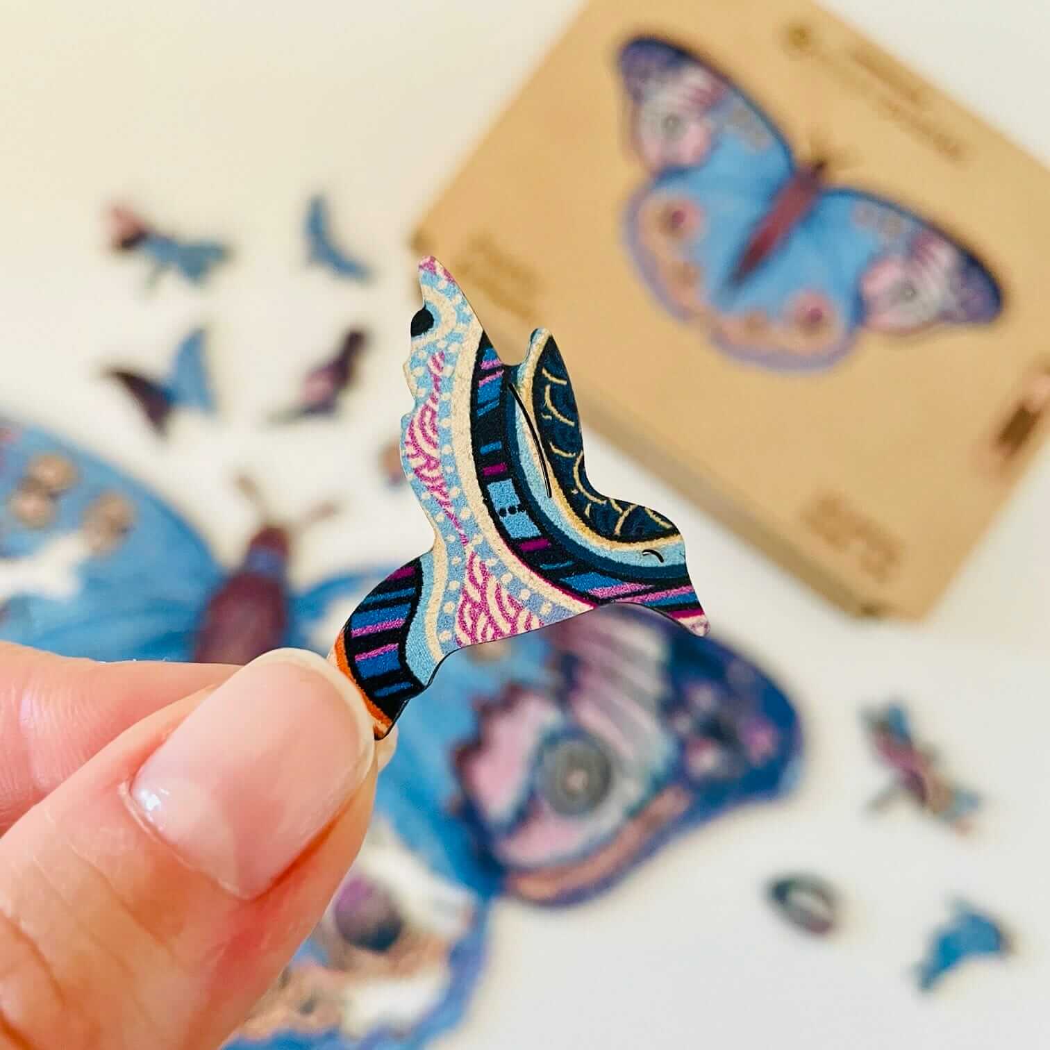 Rompecabezas Mariposa Juguetona de Madera Premium – Desafío Artístico Único