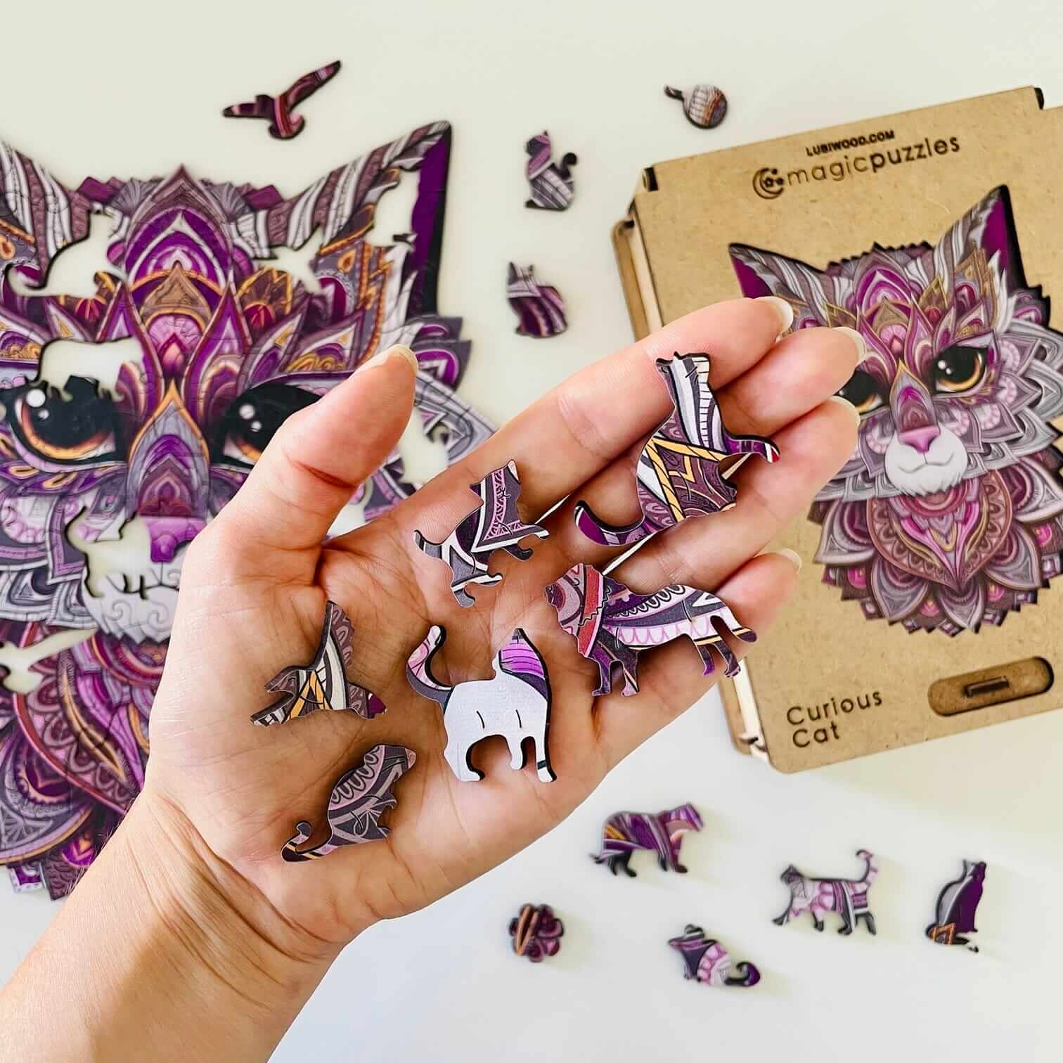 Rompecabezas de Madera Gato Curioso Premium: Diseño Único, Piezas de Precisión, Regalo Ideal