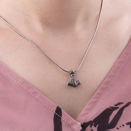 Elegant 316L Mjolnir Necklace Thor Hammer Pendant Silver Finish
