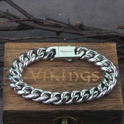 Vikings 316L Stainless Steel Chain Bracelet with Engraved Clasp