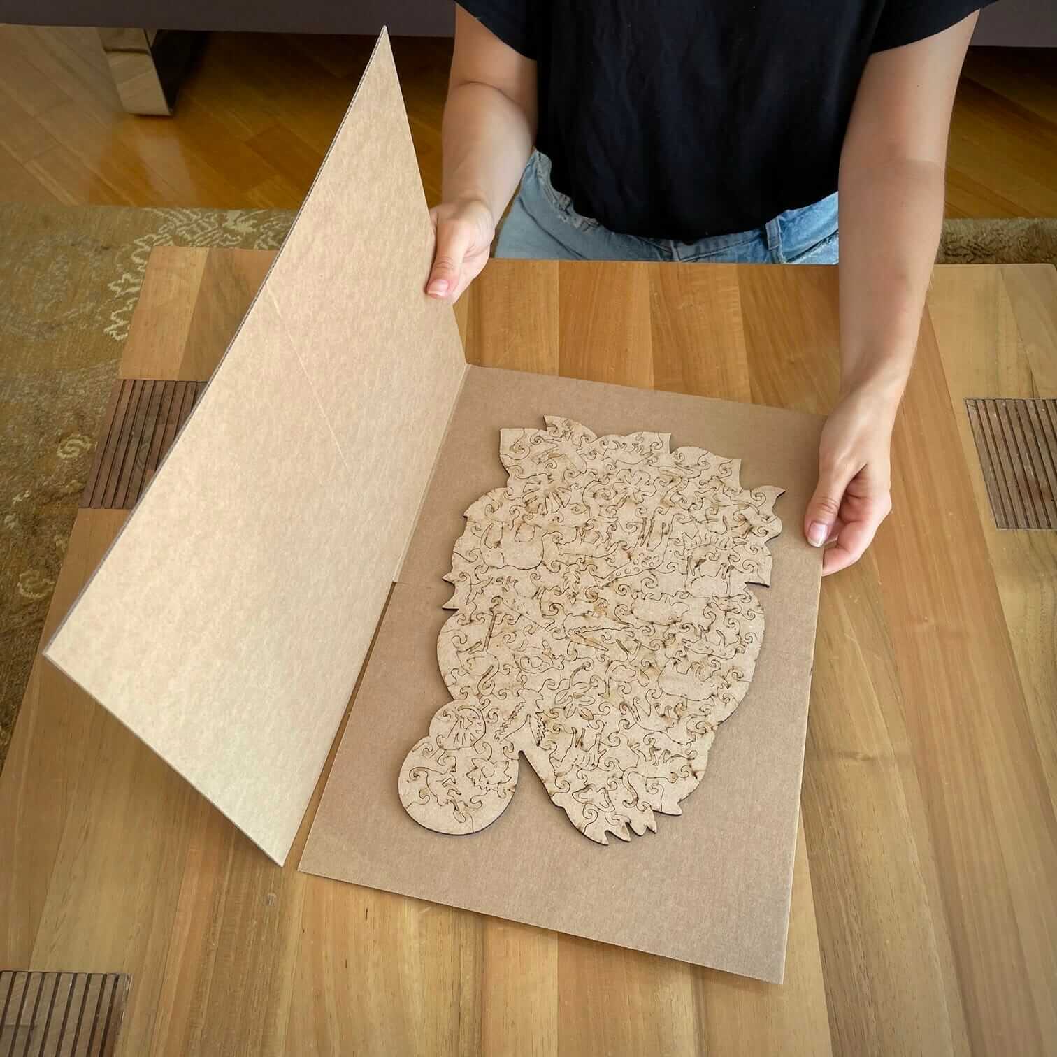Kit Conservador Rompecabezas Lubiwood: Pegamento, Adhesivos, Cartones para Exhibir Obras