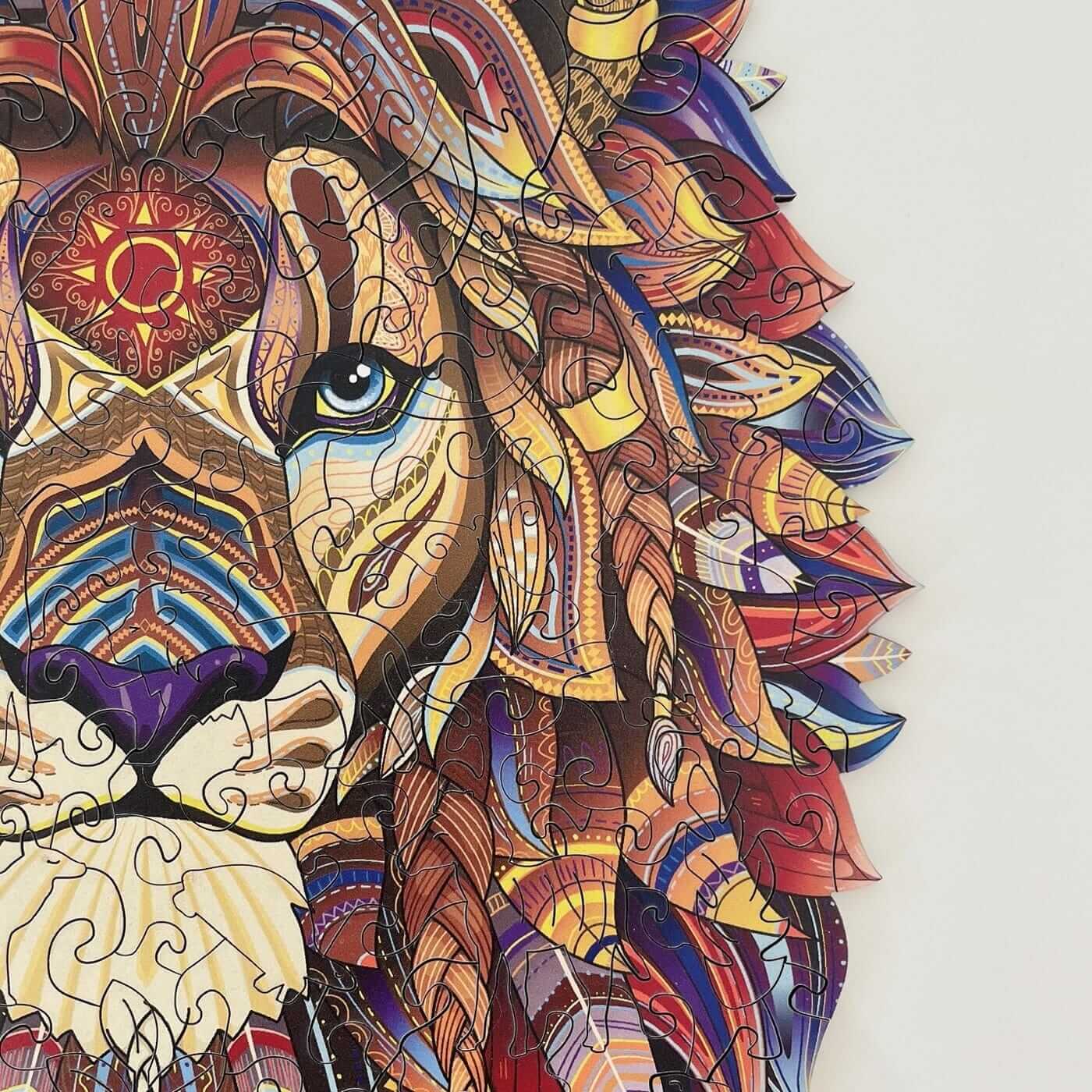 Rompecabezas de Madera León Poderoso: Arte Único, Desafío Divertido, Decoración
