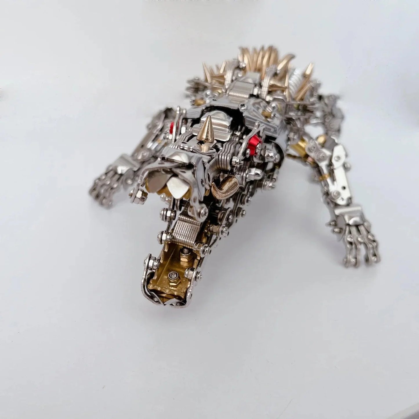 Estrelik™ | Mechanical Crocodile Metal Sculpture