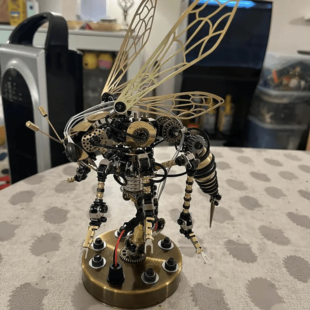 Estrelik™ | DIY 3D Mechanical Wasp Sculpture