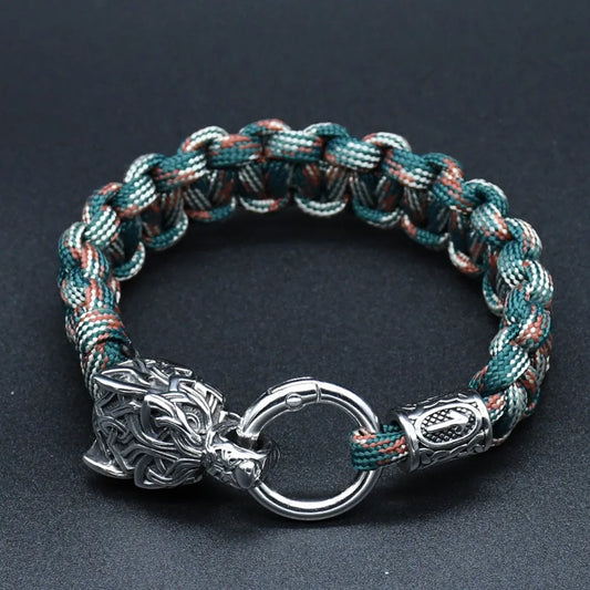 Viking Rugged Wolf Paracord Bracelet with Steel Wolf Head Clasp