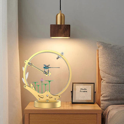 Estrelik™ | Enchanted Mechanical Motion Display