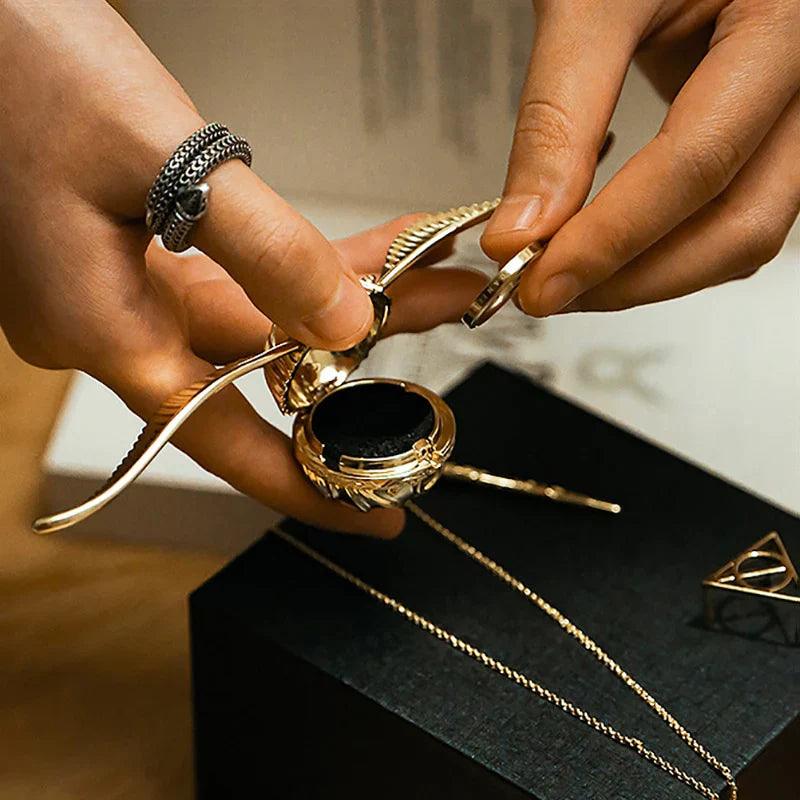 Estrelik™ | Magical Harry Potter Golden Snitch Ring Box