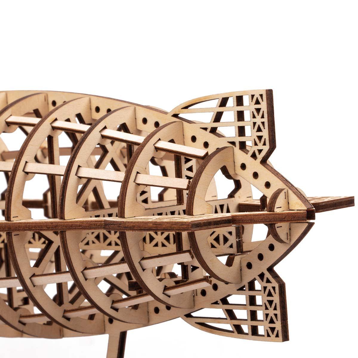 Estrelik™ | Celestial Navigator - Mechanical Steampunk Airship Model
