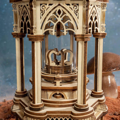 Estrelik™ | Illuminated Melody Victorian Lantern