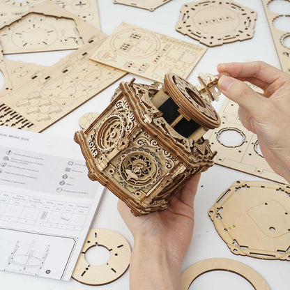 Estrelik™ | Mystical Clockwork Garden