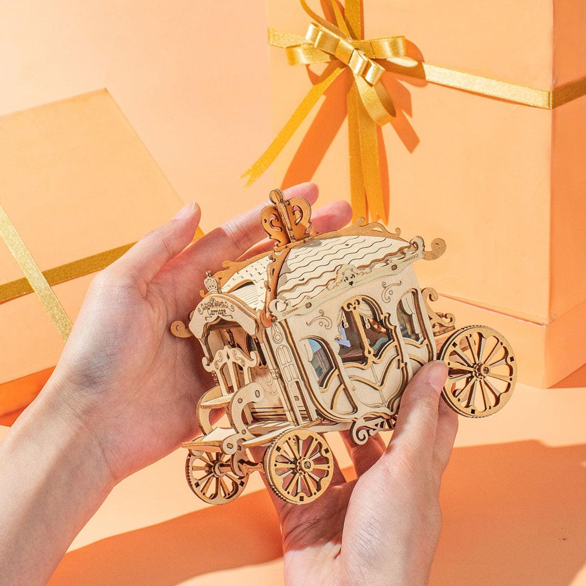 Estrelik™ | Royal Carriage - Vintage 3D Wooden Model Kit