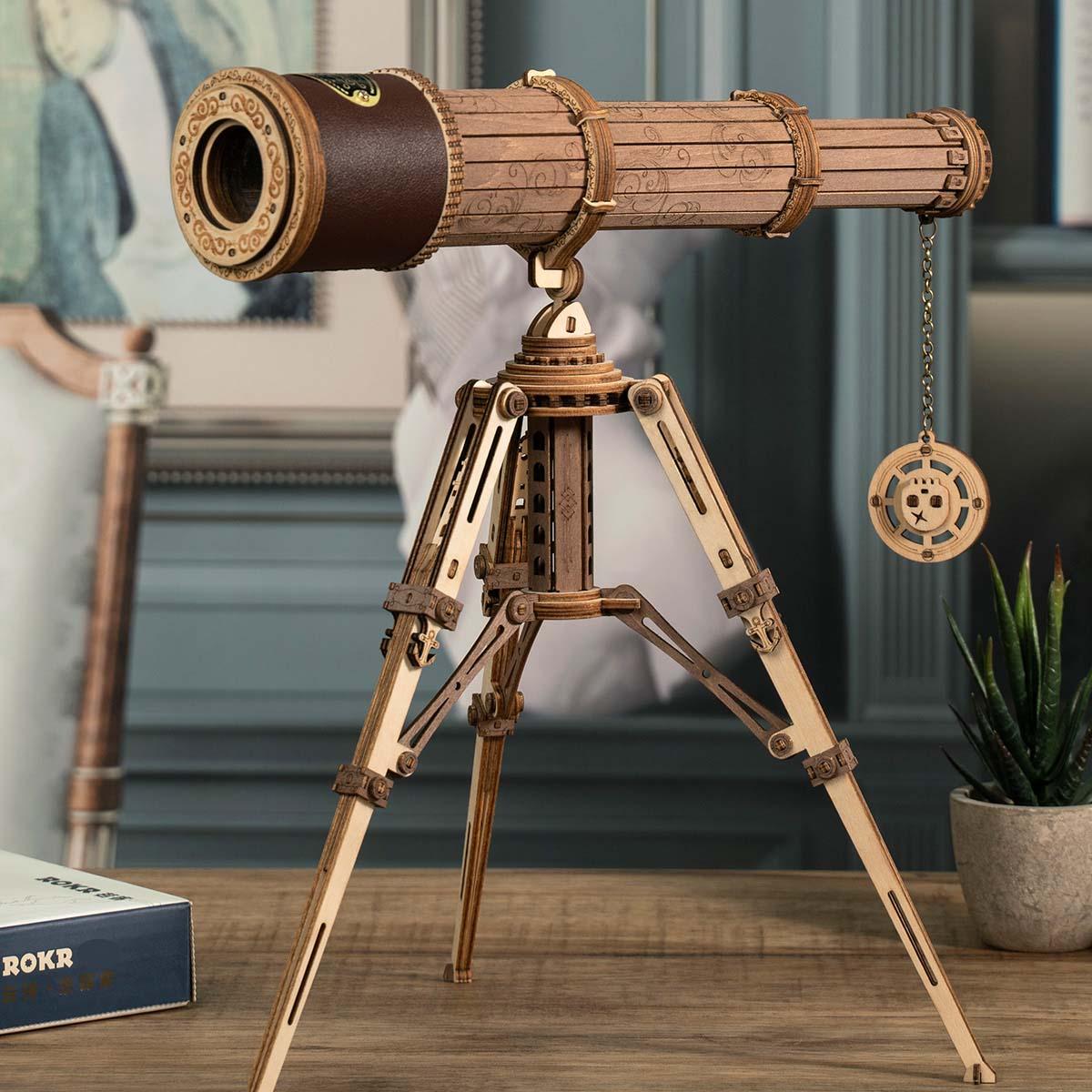 Estrelik™ | Stargazer's Vintage Monocular Telescope