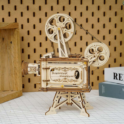 Estrelik™ | Vintage Vitascope - DIY Wooden Movie Projector