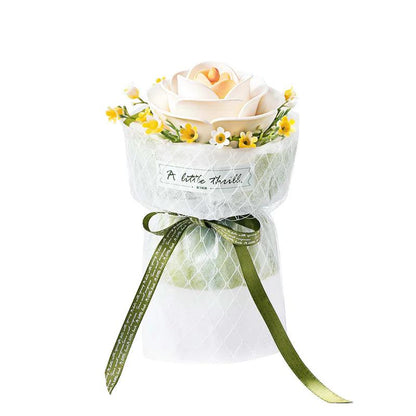 Estrelik™ | A Little Thrill Miniature Blooms