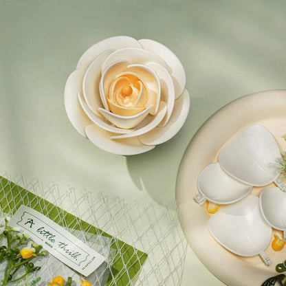 Estrelik™ | A Little Thrill Miniature Blooms