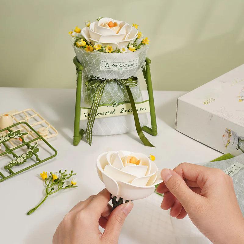 Estrelik™ | A Little Thrill Miniature Blooms