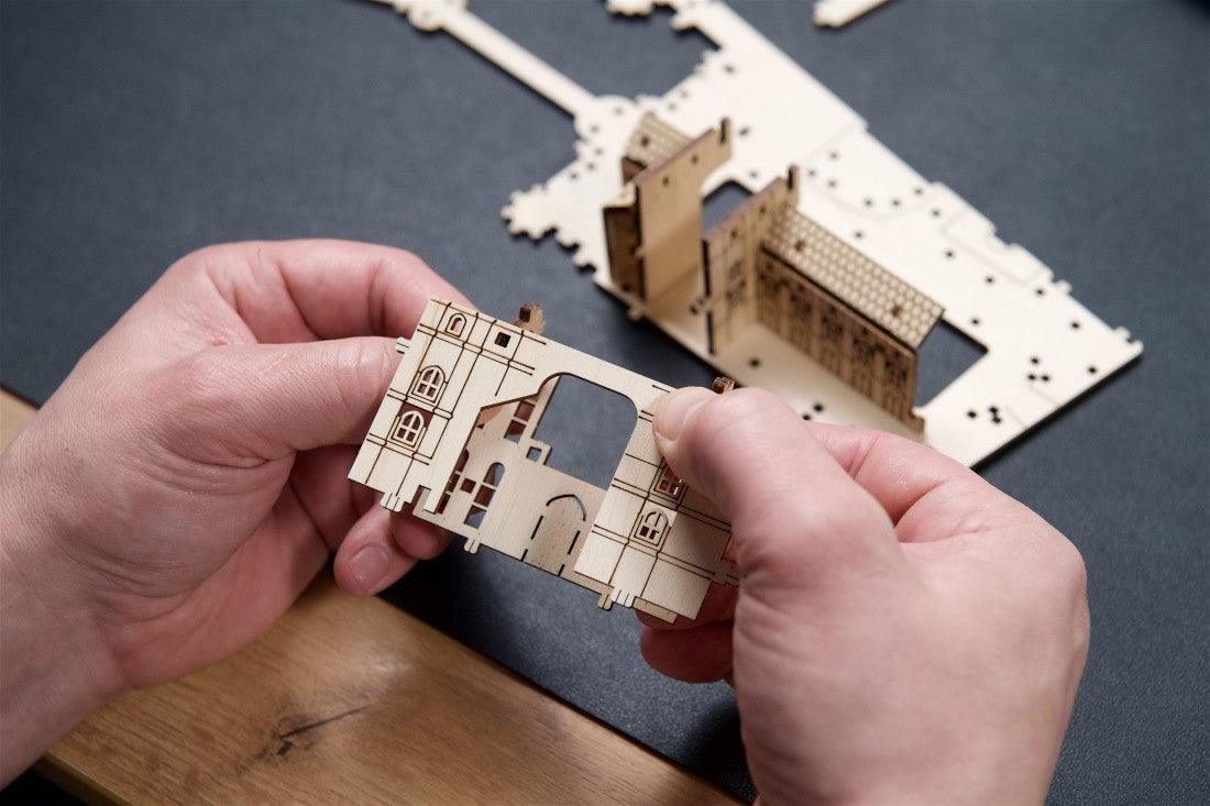 Estrelik™ | Hogwarts Magical Castle 3D Wooden Puzzle Kit